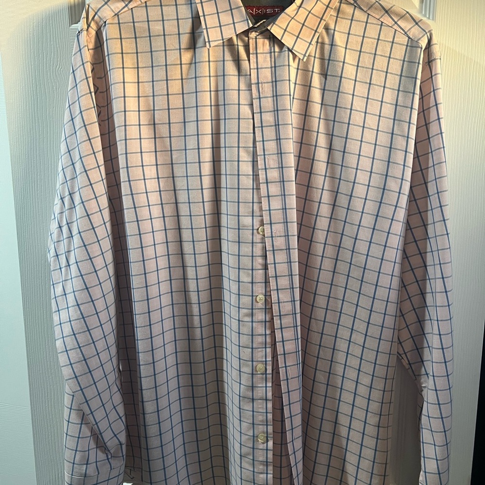 Axist Button Down